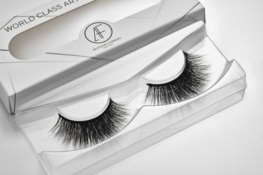 World Class Artistic Eyelashes - LATIN